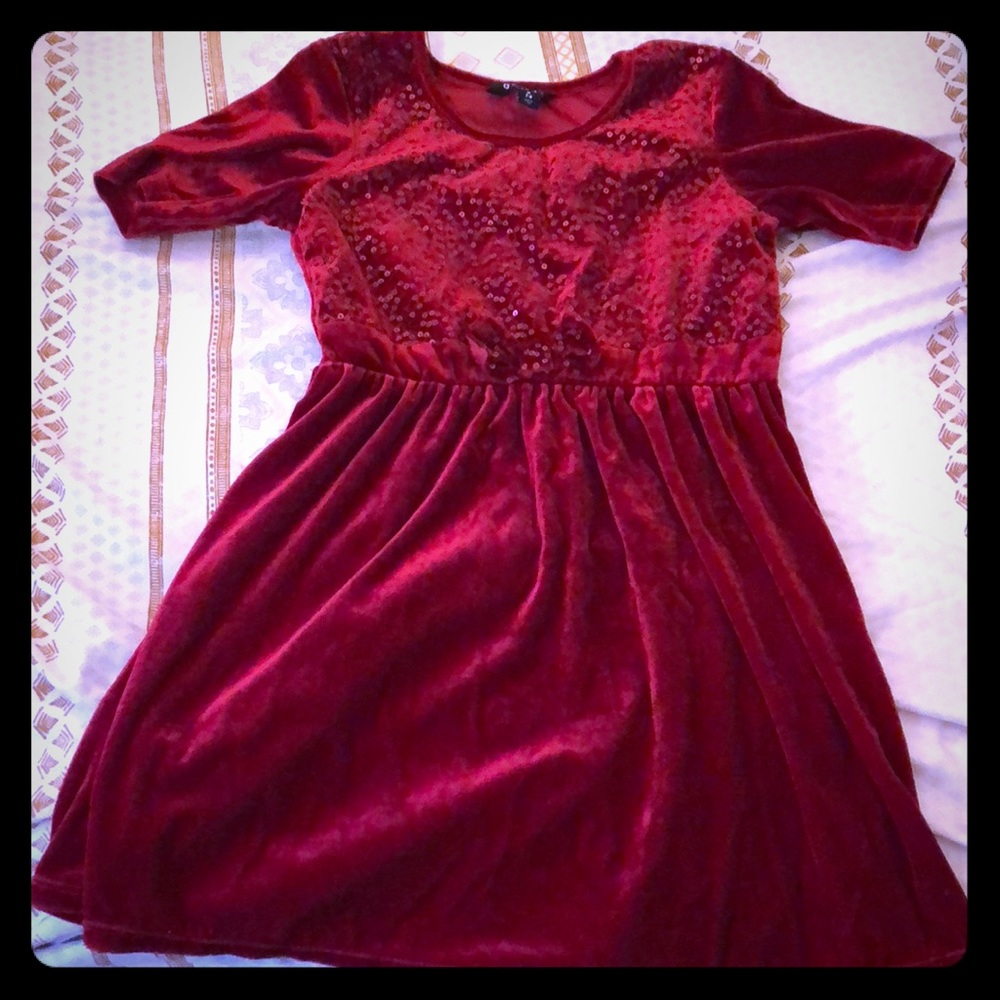 Classic Red Velvet little Girl Dress